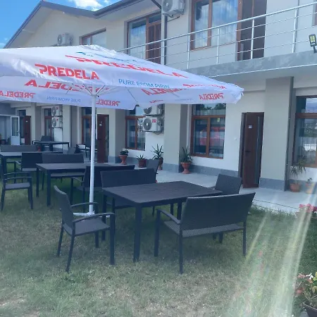 за гости ася Kavarna