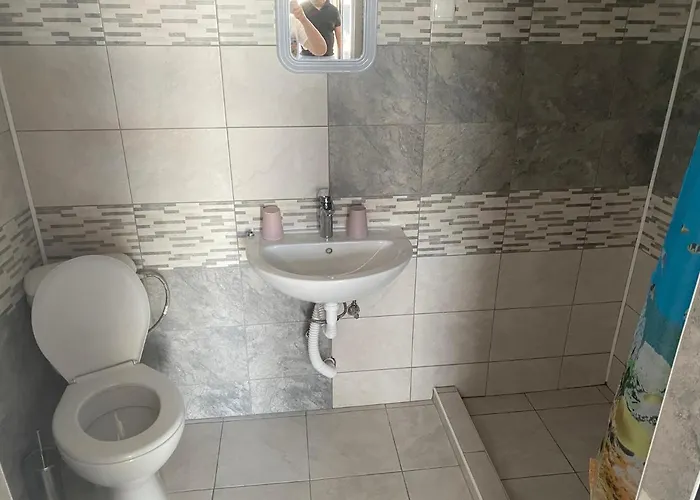 за гости ася Pensiune Cavarna